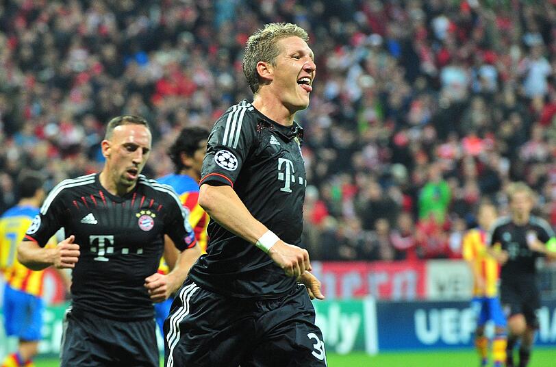 Er war irgendwie alles am Mittwoch: Bastian Schweinsteiger, der Rückkehrer, Erlöser, Spielmacher, Torschütze. Die Bilder