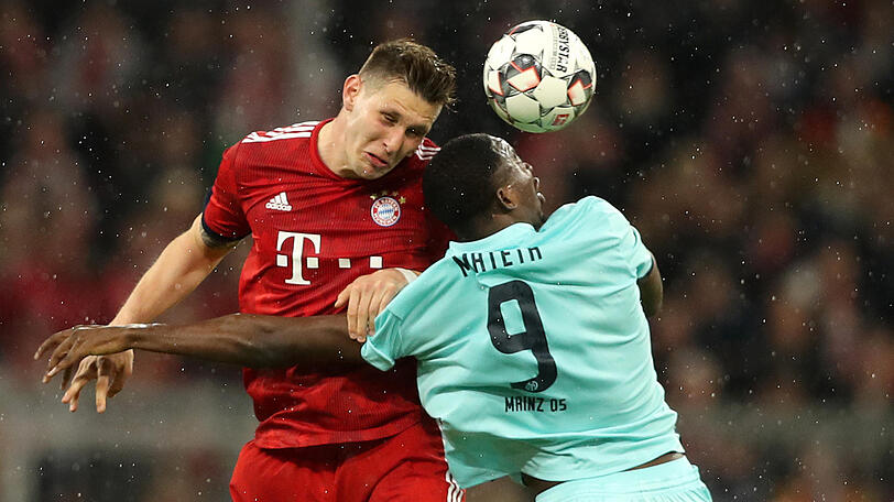 NIKLAS SÜLE - NOTE 2: Machte sein 50. Bundesligaspiel für Bayern und lieferte eine robuste und souveräne Vorstellung bei seinem Jubiläum ab. Sein Schlenzer verfehlte das Tor nur knapp (47.).