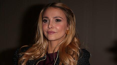 Uschi Glas' Stieftochter Sophie Hermann meldet sich mit kryptischen Worten.