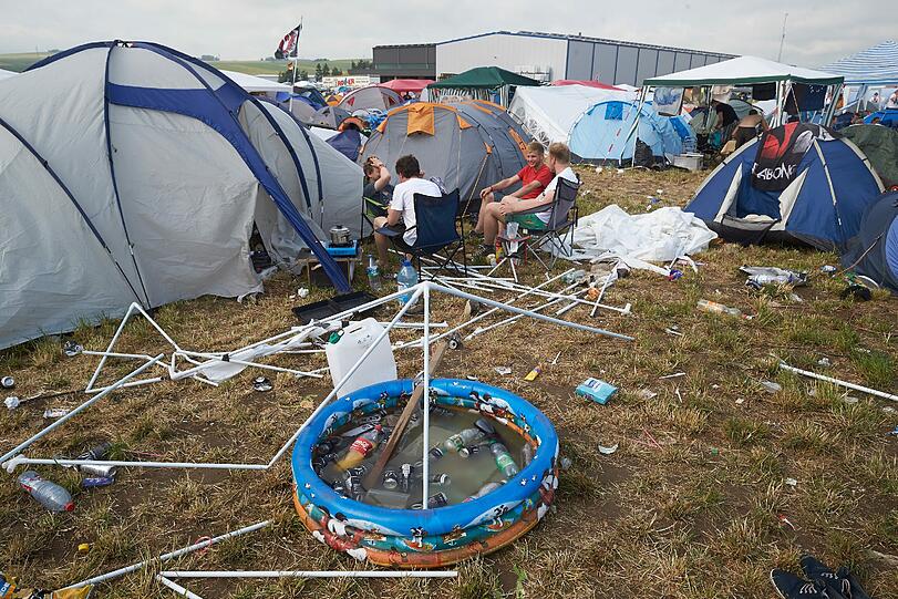 Überall auf dem Geländen finden sich solche Bilder