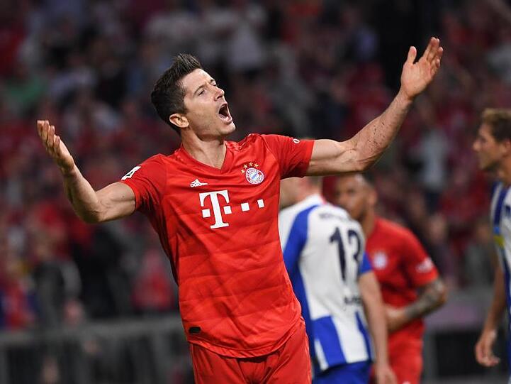 Münchens Robert Lewandowski bejubelt sein Tor zum 1:0. Foto: Sven Hoppe