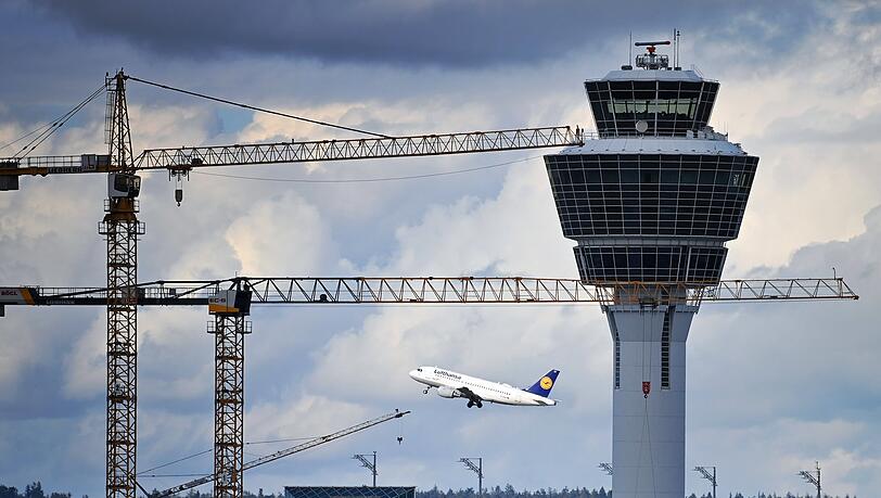 Viele Baustellen hat gerade der Flughafen München. Viele Baustellen hat gerade der Flughafen München.