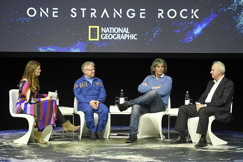 Nina Eichinger, ESA-Astronaut Prof. Dr. Reinhold Ewald, Fotograf und Wüstenkenner Michael Martin sowie Erdwissenschaftler Prof. Dr. Dr. Reinhard Hüttl