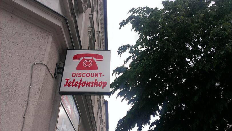 Heute gibt es Billigvorwahlen - damals war's der "Discount-Telefonshop".