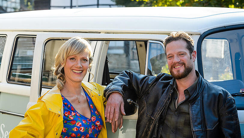 Anna Schudt und Aurel Manthei in "Mordshunger - Verbrechen und andere Delikatessen" Anna Schudt und Aurel Manthei in "Mordshunger - Verbrechen und andere Delikatessen"