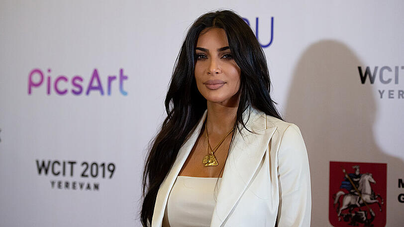 Kim Kardashians Kinder halten sie jetzt für cool.