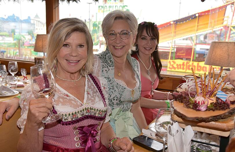 Marianne Hartl und Claudia Jung