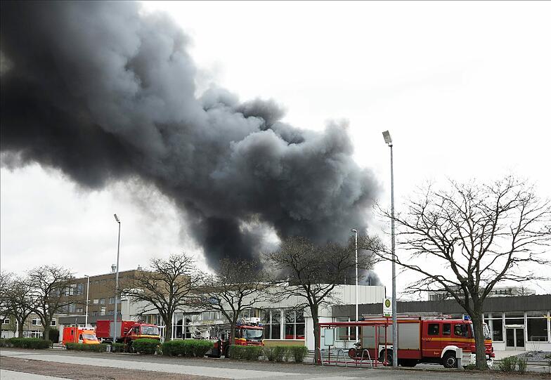 Bei der Explosion in einem Chemiepark in Marl im nördlichen Ruhrgebiet ist ein Arbeiter getötet worden. Die Bilder der Katastrophe.