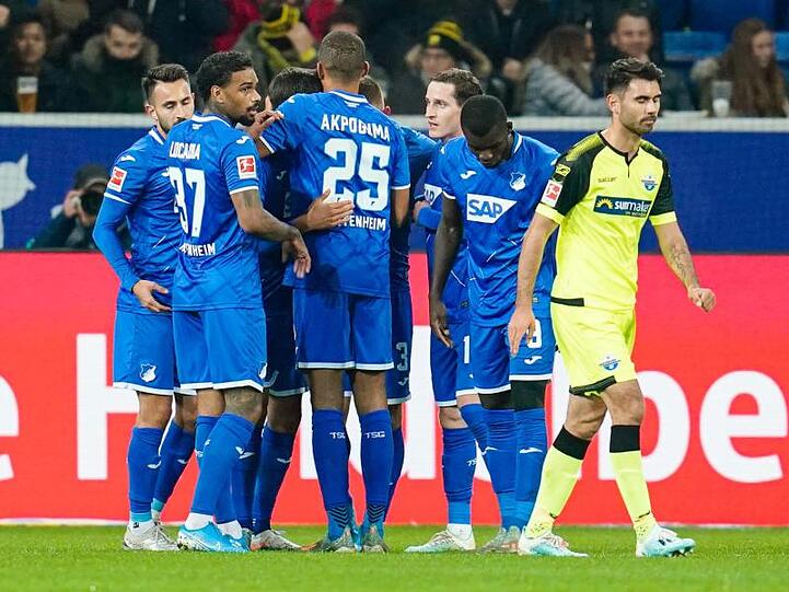 1899 Hoffenheim besiegte den SC Paderborn klar mit 3:0.