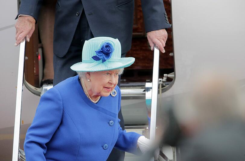 Die Queen ist in Berlin angekommen. Klicken Sie sich durch die Bilderstrecke!