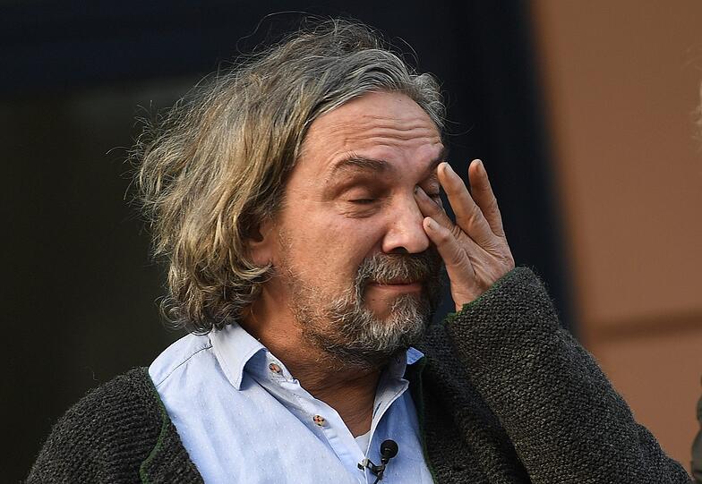 Christian Stückl in der vergangenen Woche bei der Pressekonferenz in Oberammergau, in der er die Verschiebung der Passionsspiele auf 2022 bekanntgeben musste.