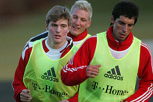Wer darf im Mittelfeld ran? Sosa, Kroos und Schweinsteiger (von vorn).