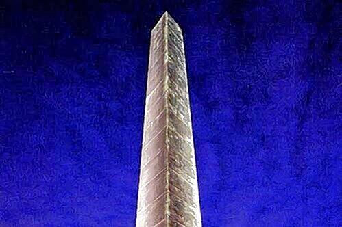 Der Obelisk am Karolinenplatz