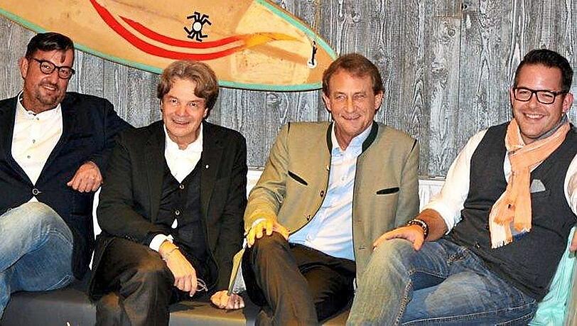 Freuen sich in der Bar "K1411" auf die Eröffnung: Michael Käfer, Kaltenbrunn-Geschäftsführer Maximilian Hartberger und Barchef André Kruft (v.l.).
