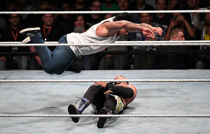 Tim Wiese bei seinem WWE-Debüt.