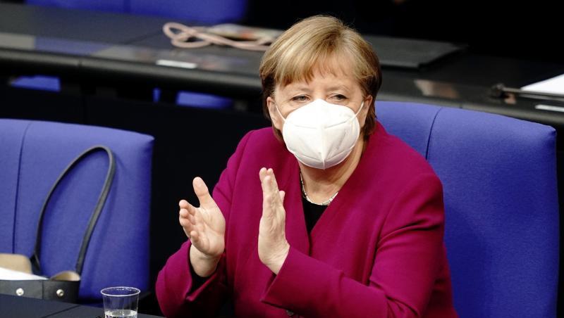 Kanzlerin Angela Merkel möchte im Bundestag die Corona-Notbremse beschließen.