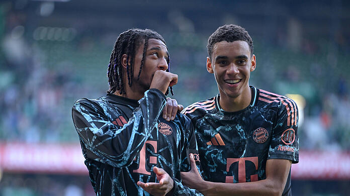 Verstehen sich prächtig, auf und neben dem Platz: Michael Olise (l.) und Jamal Musiala.