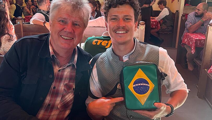 Dieter Garlik, Präsident der Deutsch-Brasilianischen Gesellschaft mit Alexandro Schreiber, Gründer von "Gostosinho". Dieter Garlik, Präsident der Deutsch-Brasilianischen Gesellschaft mit Alexandro Schreiber, Gründer von "Gostosinho".