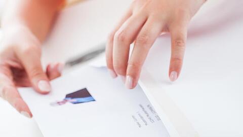 Seit Anfang 2019 können sich intersexuelle Menschen in der Kategorie "divers" ins Geburtenregister eintragen lassen.