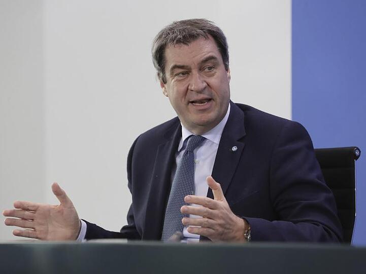 Markus Söder (CSU), Ministerpräsident von Bayern, spricht während einer Pressekonferenz. Foto: Michael Sohn/Pool-AP/dpa/Archivbild