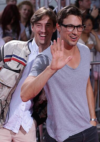 Haben sichtlich Spaß - die Schauspieler Robert Glatzeder (l.) und Florian David Fitz.