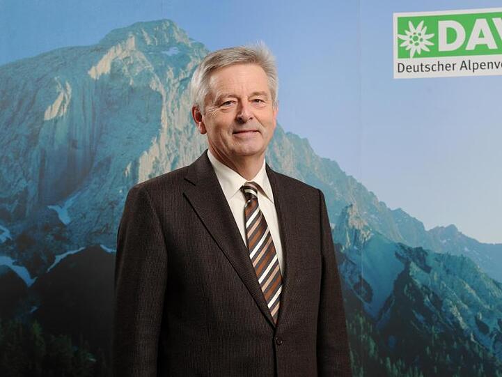 Der Präsident des Deutschen Alpenvereins (DAV), Josef Klenner, ist zu sehen. Foto: Tobias Hase/Archivbild