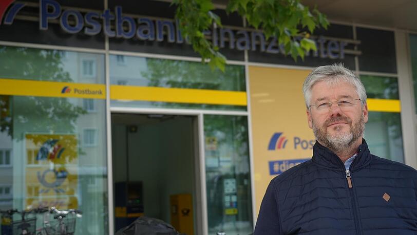 CSU-Stadtrat Winfried Kaum kann nicht nachvollziehen, dass sich die Post peu a peu aus der Stadt verabschiedet. Die Filiale an der Kaflerstraße soll 2026 zur Bank umgebaut werden. CSU-Stadtrat Winfried Kaum kann nicht nachvollziehen, dass sich die Post peu a peu aus der Stadt verabschiedet. Die Filiale an der Kaflerstraße soll 2026 zur Bank umgebaut werden.