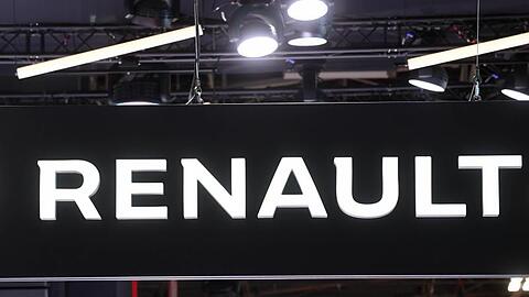 Renault Logo: Spekulationen über mögliche Standortschließungen beim Autohersteller Renault sorgen in Frankreich für Unruhe.
