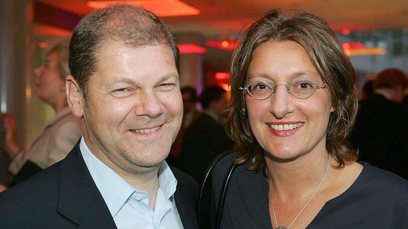 Olaf Scholz mit Ehefrau Britta Ernst beim "Stern"-Sommerfest 2005 in Berlin-Mitte.