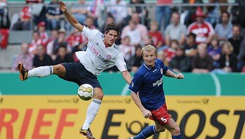 Mario Gomez beim 4:0 gegen Windeck Mario Gomez beim 4:0 gegen Windeck