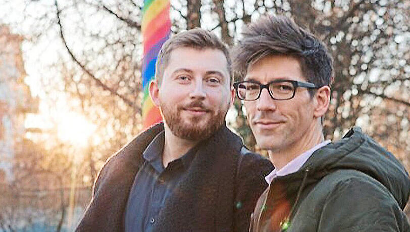 Schneller als erwartet, können Conrad Breyer (r.) und sein Mann ihre Partnerschaft umwandeln. Schneller als erwartet, können Conrad Breyer (r.) und sein Mann ihre Partnerschaft umwandeln.