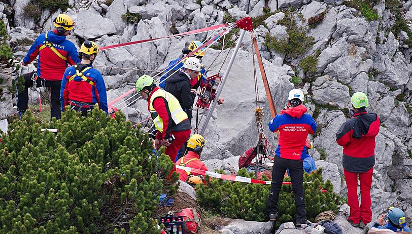 Rettungseinsatz an der Riesending-Schachthöhle. Die Bergwacht zieht zu allen Einsätzen Bilanz.