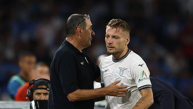 Lazio-Coach Maurizio Sarri (l.) mit seinem Stürmer-Star Ciro Immobile.