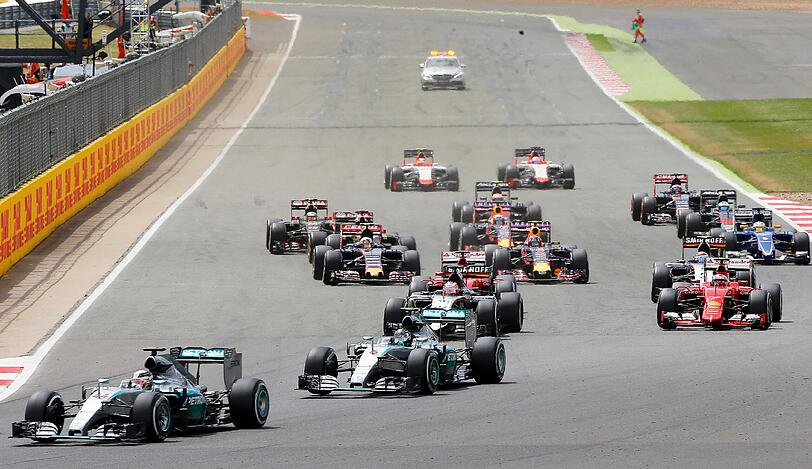 Lewis Hamilton gewinnt den Grand Prix von Großbritanien.