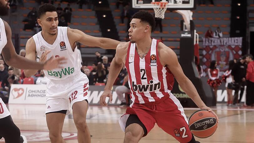 Wade Baldwin (rechts) im Duell gegen den mittlerweile Ex-Bayern-Profi Maodo Lo.