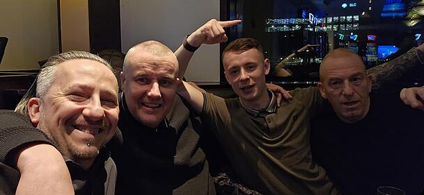 Freuen sich auf die Celtic-Party in München: Andrew Milne (2. v. l.) und seine Kumpels. Freuen sich auf die Celtic-Party in München: Andrew Milne (2. v. l.) und seine Kumpels.