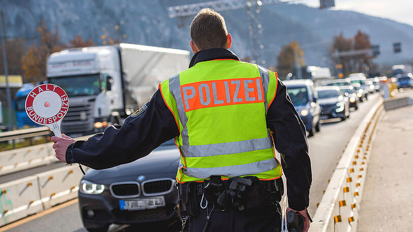 Die Bulgaring ging den Beamten der Bundespolizei bei einer Kontrolle auf der A93 ins Netz.