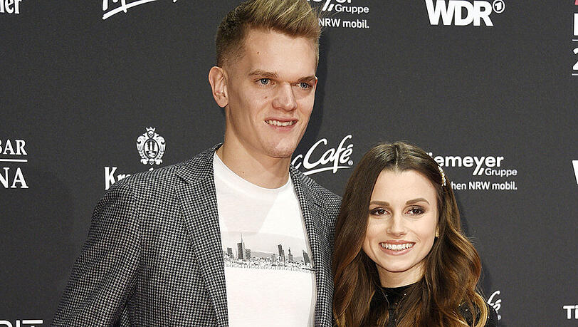 Matthias Ginter mit Ehefrau Christina Ginter bei einem Auftritt in Bochum Matthias Ginter mit Ehefrau Christina Ginter bei einem Auftritt in Bochum