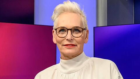 Moderatorin B&auml;rbel Sch&auml;fer spricht offen &uuml;ber ihre Fehlgeburten.