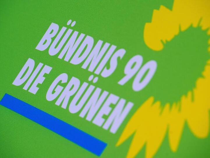 Zum 40. Geburtstag denken die Grünen darüber nach, sich umzubenennen und das ostdeutsche Bündnis 90 zumindest teilweise zu streichen.