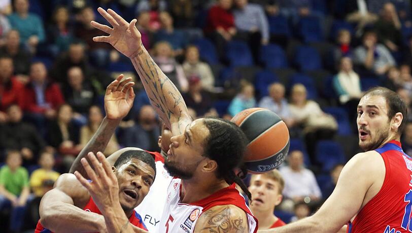 Hatten harte Wochen in der Euro League, dem Pokal und der Bundesliga: Bayerns Basketballer um Chevon Troutman. Hatten harte Wochen in der Euro League, dem Pokal und der Bundesliga: Bayerns Basketballer um Chevon Troutman.
