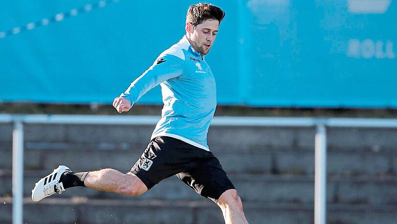 Der zweitligaerfahrene Michael Görlitz ist die einzige Verstärkung für Löwen-Trainer Daniel Bierofka. Der zweitligaerfahrene Michael Görlitz ist die einzige Verstärkung für Löwen-Trainer Daniel Bierofka.