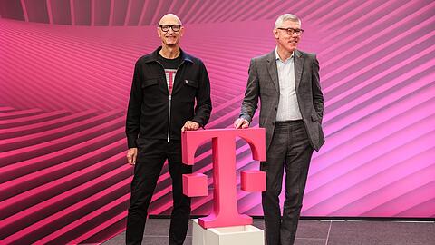Die Magenta-Manager Tim H&ouml;ttges (links) und Christian Illek.