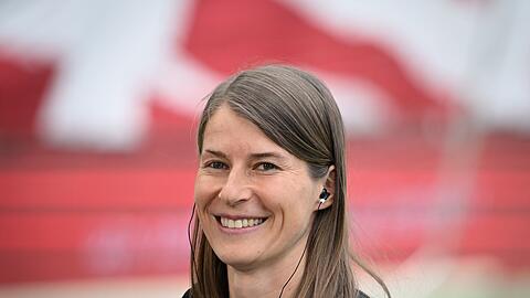 Nach fünf Spielen ist für Marie-Louise Eta Schluss bei den Bundesliga-Männern von Union Berlin. Nach fünf Spielen ist für Marie-Louise Eta Schluss bei den Bundesliga-Männern von Union Berlin.