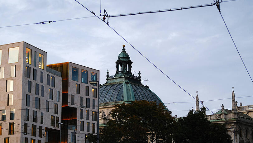 Der neue Koenigshof wurde 2024 eröffnet. Der neue Koenigshof wurde 2024 eröffnet.