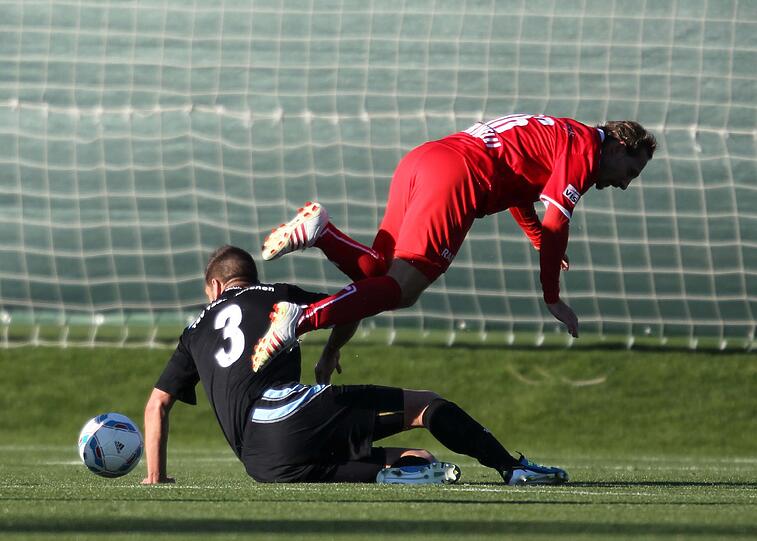 Mit 2:0 gewann der TSV 1860 München das Testspiel im Trainingslager in Belek gegen den FC Thun. Die besten Bilder der Partie.