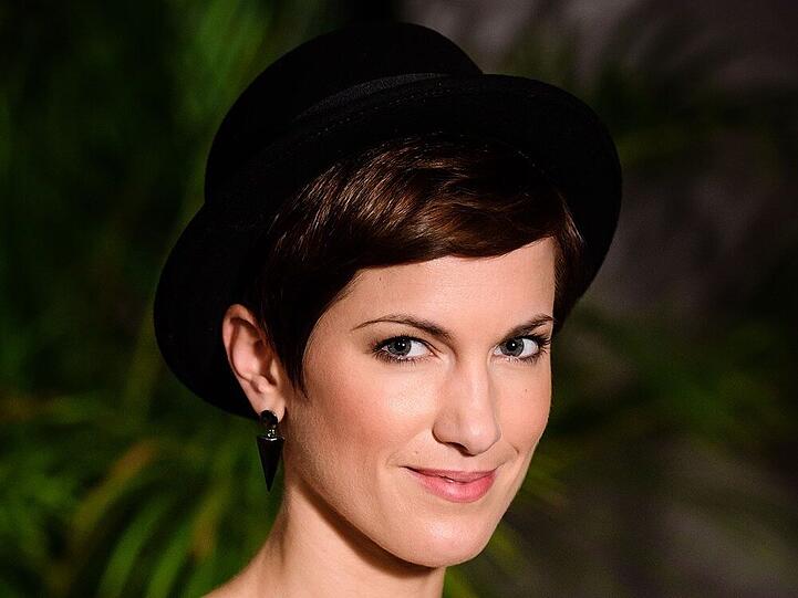 Isabell Horn kann sich auch mit Hut sehen lassen
