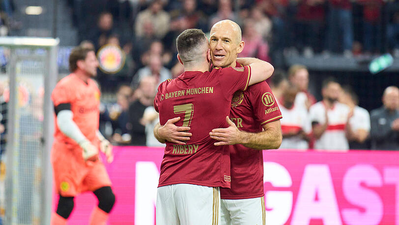 Lange Wegbegleiter von Thomas Müller: Franck Ribéry und Arjen Robben. Lange Wegbegleiter von Thomas Müller: Franck Ribéry und Arjen Robben.