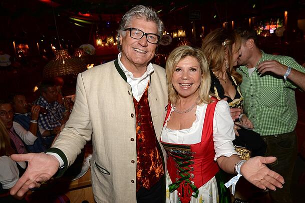 Haben immer wieder mit gesundheitlichen Problemen zu kämpfen - zum Glück mit Erfolg: Das beliebte Volksmusik-Duo Marianne und Michael Hart. Haben immer wieder mit gesundheitlichen Problemen zu kämpfen - zum Glück mit Erfolg: Das beliebte Volksmusik-Duo Marianne und Michael Hart.