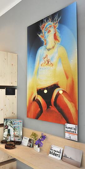 oder eine neue Ausstellung an der Wand.
